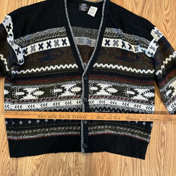 Expressions Multicolor Patterned Cardigan - Picture 4 of 6